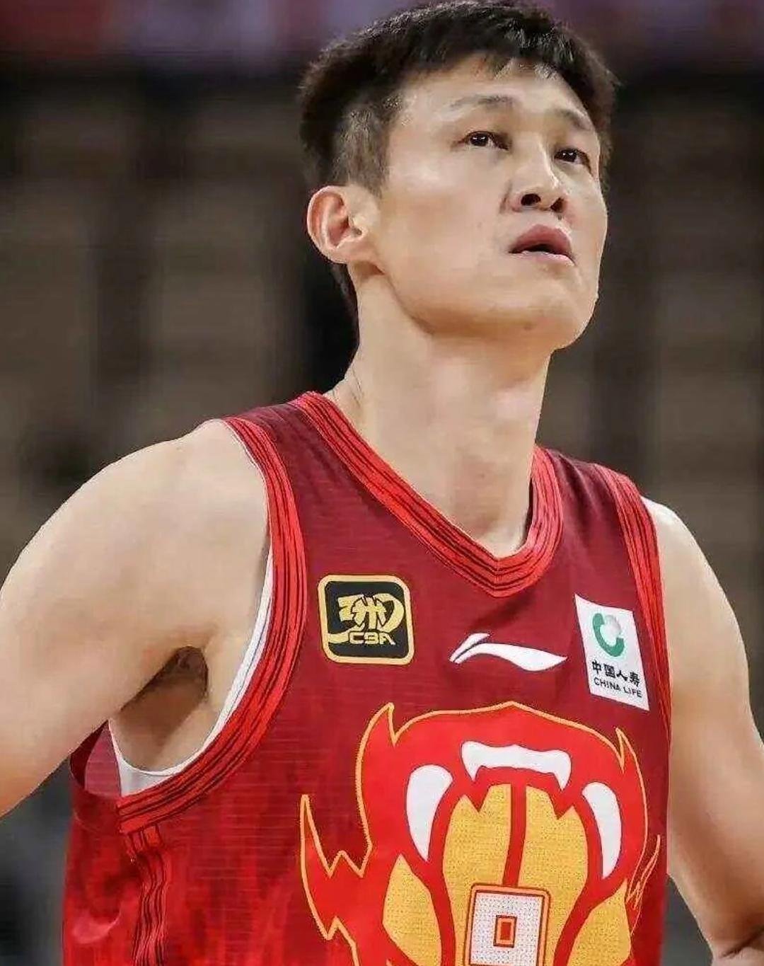 爱游戏app -今晨深圳男篮备战法甲，再遭质疑细节曝光，引发热议，训练强度明显提升的简单介绍